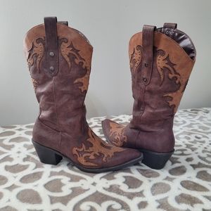 Cowgirl Boots size 9